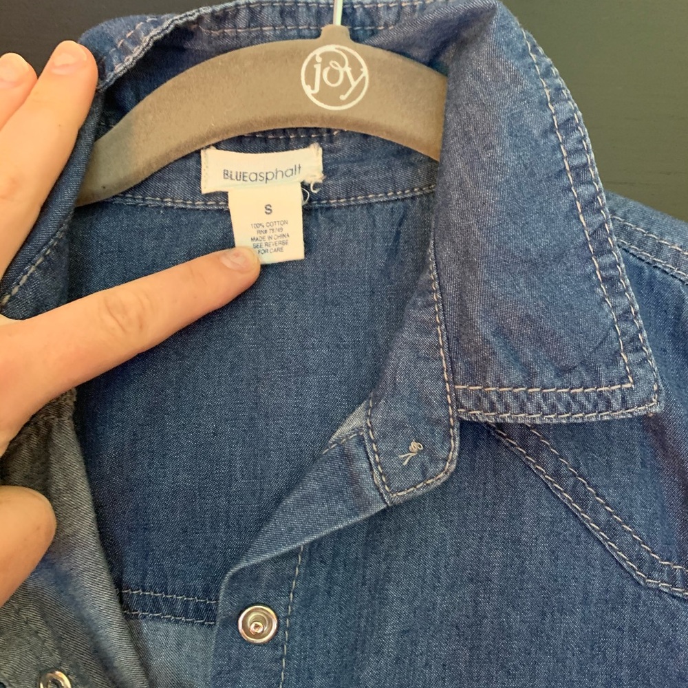 Light denim button down - Picture 3 of 5